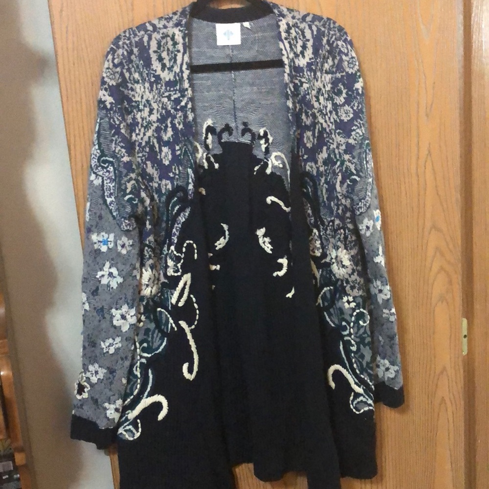 Long knit cardigan